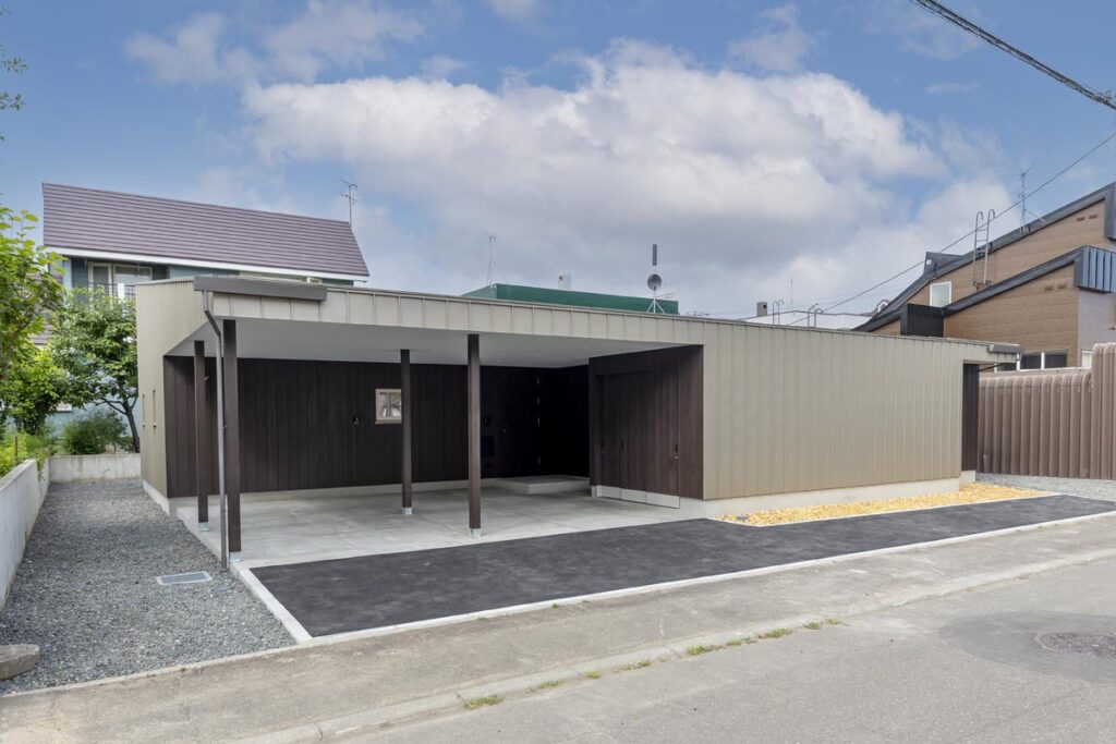 お子さまを見守れるインナーテラスのある平屋 札幌市Kさま - 施工事例 ...
